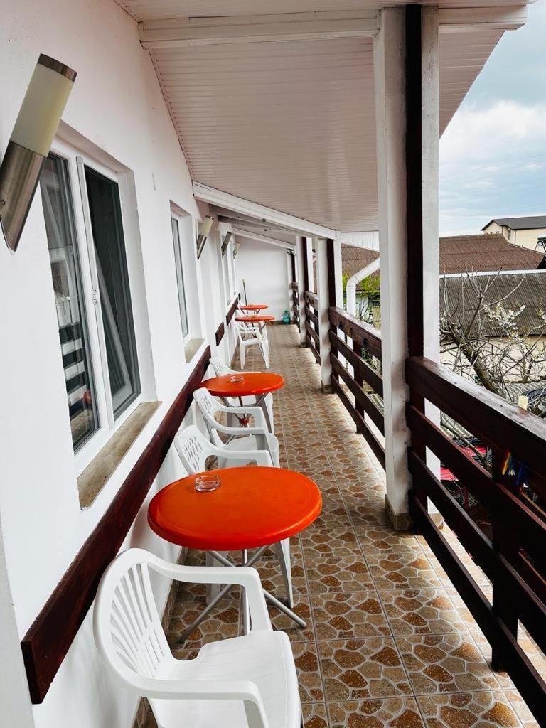 Casa Andrei Hotel Костинещи Екстериор снимка