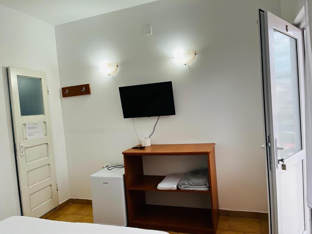 Casa Andrei Hotel Костинещи Екстериор снимка